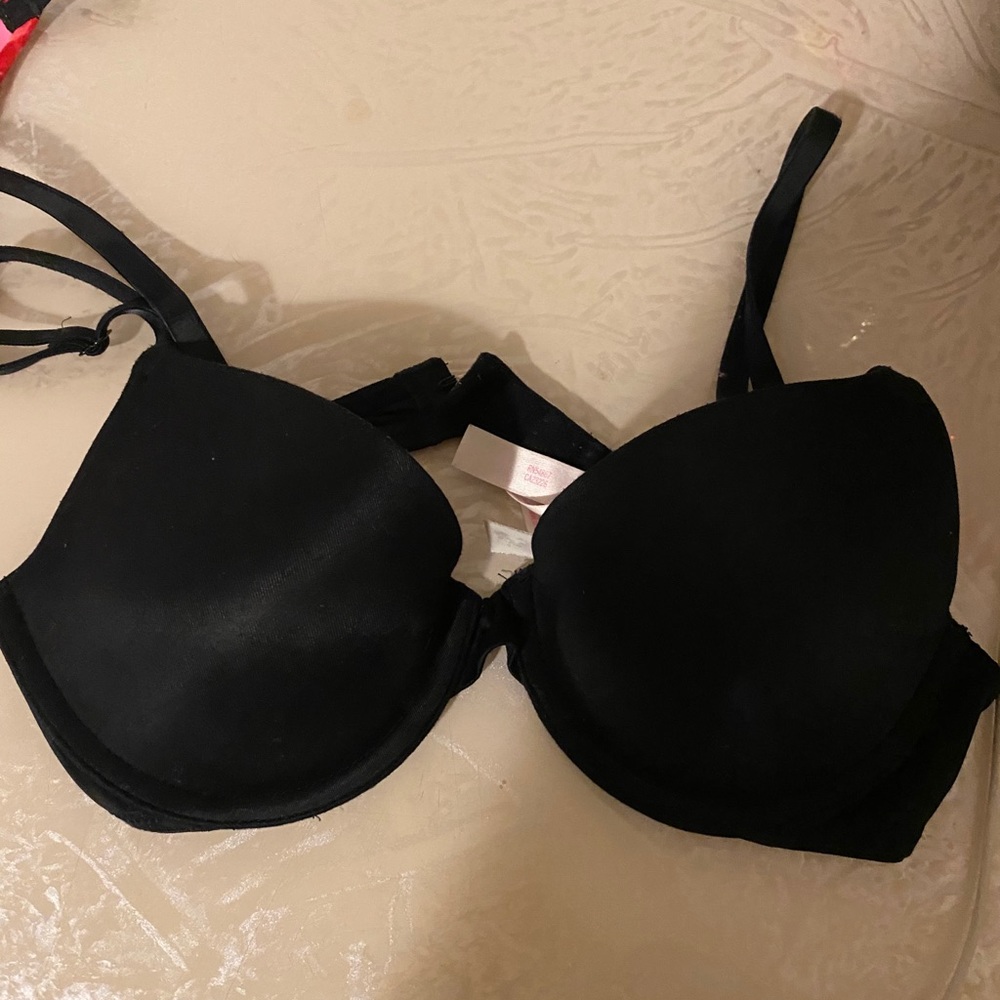 PINK Victoria's Secret Black & Pink Floral Logo Push-Up Bra - Picture 5 of 5